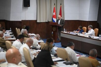 Cuestiones medulares para la sociedad centran los análisis del Buró Político