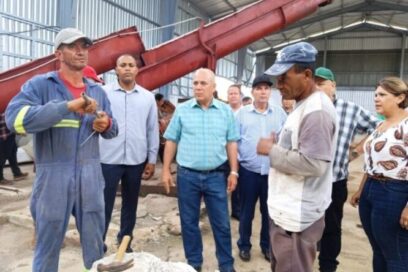 Recorre Morales Ojeda centros de interés económico en Mayabeque