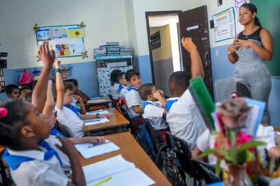 A las aulas más de un millón 600 mil educandos cubanos