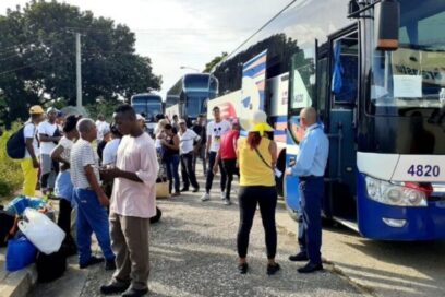 Guantanameros refuerzan colectivos laborales docente habaneros