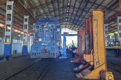 Aumentarán fiabilidad de 16 locomotoras de alto porte