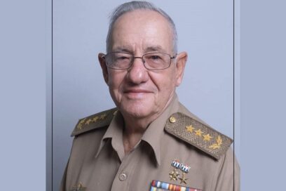 Falleció el general de Cuerpo de Ejército Ramón Espinosa Martín