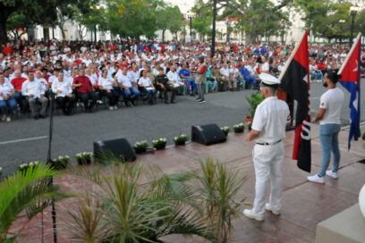 Rinden tributo en Cienfuegos a héroes y mártires del 5 de Septiembre