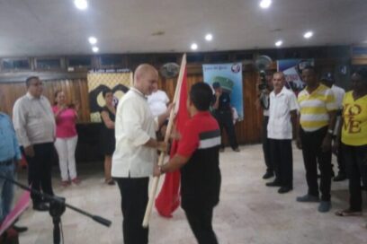 Condecoran en Guantánamo a cederistas con relevantes méritos