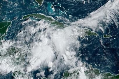 Aviso especial: Se mantiene vigilancia sobre el área de bajas presiones al sur de Cuba (+Video)