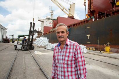 Lázaro, eterno enamorado de la actividad portuaria
