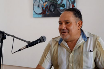 Conceden Premio al Mérito Literario al escritor Omar Parada Soto (+Video)