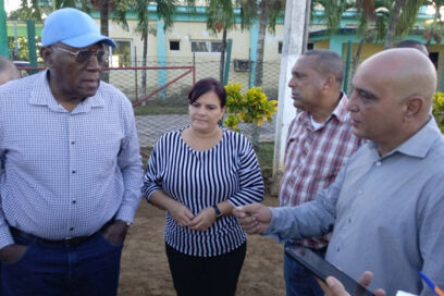 A elevar rendimientos tabacaleros convocó Valdés Mesa