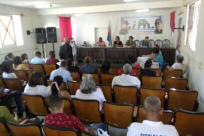 Desarrollan en Guantánamo conferencia provincial del Sindicato de Industrias