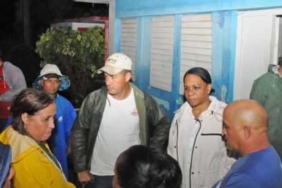 Inés María Chapman Waugh recorre  la  provincia de Guantánamo