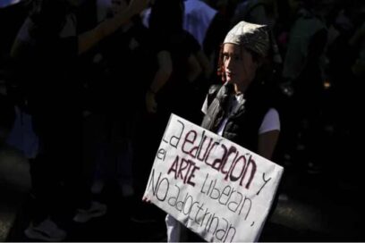 Destacan participación en marchas por la educación en Argentina