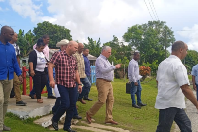 Díaz-Canel visitó comunidad en transformación en Villa Clara