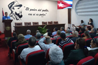 Homenaje y reconocimiento a servidores públicos