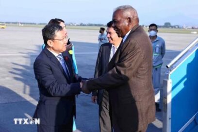 Inicia Esteban Lazo visita a Vietnam