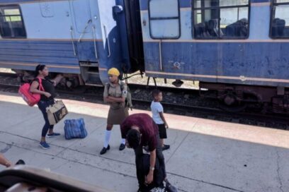 Tren Guantánamo–Holguín se mantiene sólo los sábados