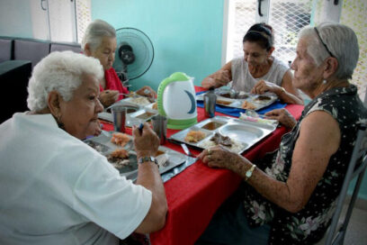 PMA apoya nutrición de ancianos en Holguín