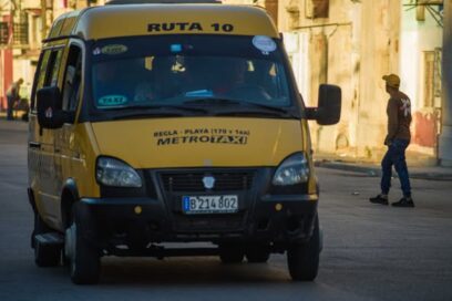 Ministro de Transporte actualiza sobre servicio de gazelles en La Habana