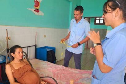 Apoyan estudiantes holguineros atención materno infantil