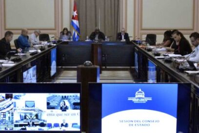 Corregir distorsiones y reimpulsar economía con participación colectiva (+video)