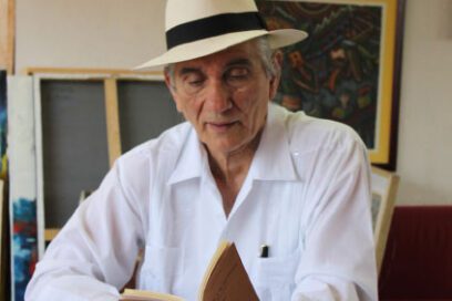 Otorgan Premio Nacional de Literatura al poeta Waldo Leyva