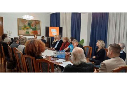 Manifiestan en Serbia solidaridad con Cuba