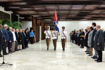 Festejan aniversario 60 de los Bufetes Colectivos