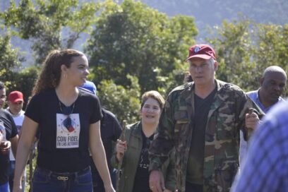 Evoca Díaz-Canel aniversario 65 del primer ascenso de Fidel a la Comandancia General de La Plata (+ Fotos)