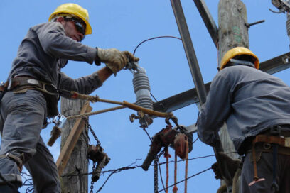 En Granma el acto nacional por el Día del Trabajador Eléctrico