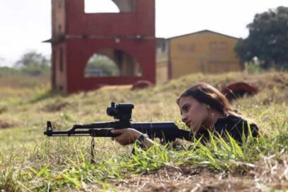 Jóvenes de la Universidad de Matanzas por la defensa de la Patria