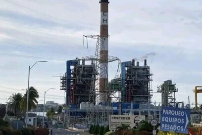 Evalúan daños por incendio en termoeléctrica de Cienfuegos (+Video)
