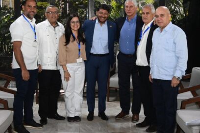 Diálogo con delegados a la VI Conferencia Internacional “Por el Equilibrio del Mundo”