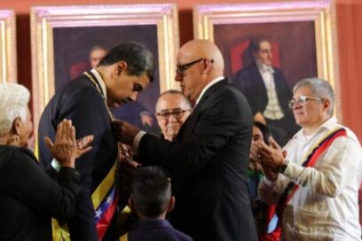 Investido Maduro como Presidente constitucional de Venezuela