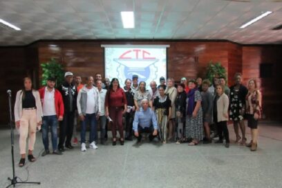 Homenajeados trabajadores y empresas por su larga y fructífera trayectoria laboral