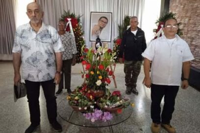 Rinden homenaje póstumo a Eduardo Sosa