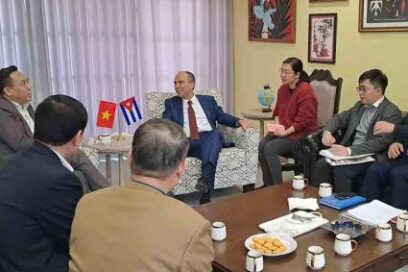 Abordan Cuba y Vietnam cooperación en industria editorial