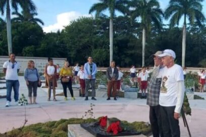 Rememoran en Yaguajay aniversario del natalicio de Camilo Cienfuegos
