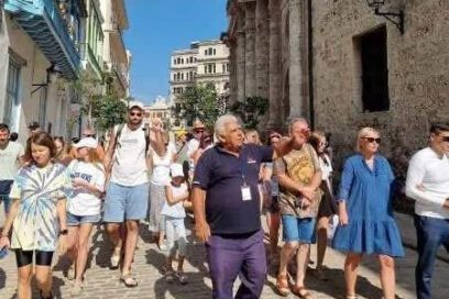 Guías turísticos de todo el mundo festejan su día