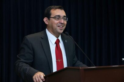 Premio Nacional de Derecho a Leonardo B. Pérez Gallardo