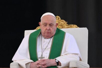 Papa Francisco mantiene condiciones clínicas estables