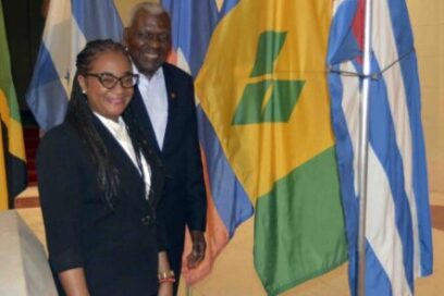 Recibió Esteban Lazo a Presidenta de la Cámara de la Asamblea de San Vicente y las Granadinas
