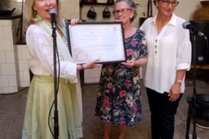 Unesco entrega relevante Certificado a Museo Farmacéutico de Matanzas