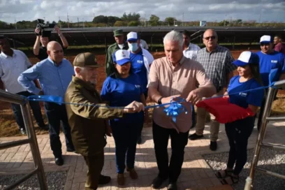 Inauguran en Villa Clara parque solar fotovoltaico