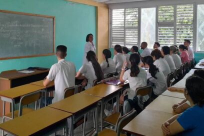 Abrirán en Holguín colegio universitario de las ciencias médicas para el curso 2025-2026