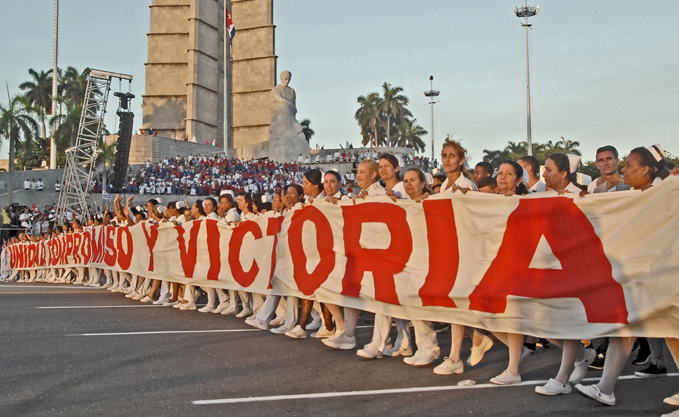 Trabajadores de la salud abrirán desfile del Primero de Mayo en La ...