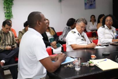 Trabajadores de la Administración Pública unidos en defensa de la Revolución y el Socialismo