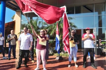 Roneras Santa Cruz y San José ratificadas como vanguardias nacionales