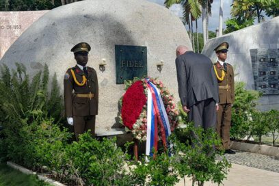 Vicepresidente ruso rindió tributo a Fidel en Santiago de Cuba