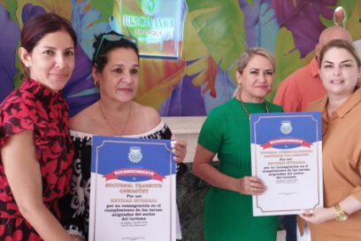 Distinguen a destacados de la hotelería y el turismo en Camagüey