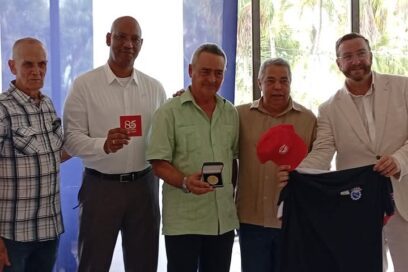 Ulises Guilarte presidió acto por 35 aniversario del hotel Sol Palmeras
