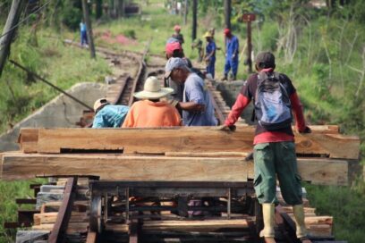 Preparan tren de Expocuba para funcionar en verano